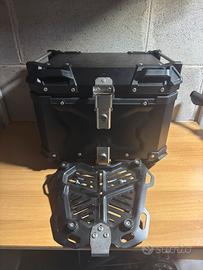 Bauletto per moto universale