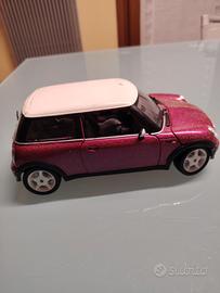 Modellino Mini Cooper scala 1/18 Burago 