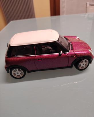 Modellino Mini Cooper scala 1/18 Burago 