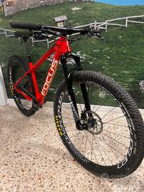 Raven Max Taglia S