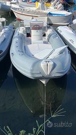 Gommone predator 540