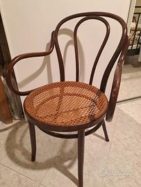 poltrona tipo Thonet