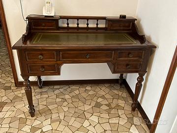 mobili antiquariato low cost