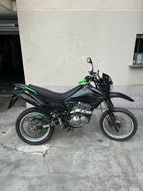 SUZUKI dr 125 sm