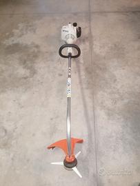 Decespugliatore tagliabordi Stihl Fs 38