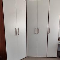 Armadio angolare con cabina armadio 