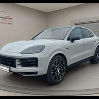 PORSCHE Cayenne Coupé 3.0 V6 E-Hybrid 11000 km!!