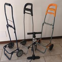 3 carrellini e una pompa con manometro