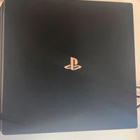 PlayStation 4 pro 1TB.+ 2 giochi