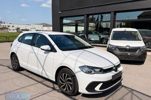 VOLKSWAGEN Polo 1.0 TSI Life - KM 0 - NEOPATENTA
