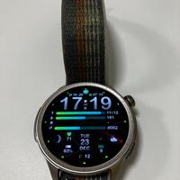 Smartwatch Amazfit Balance con accessori
