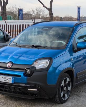 FIAT Panda Pandina Cross Hybrid 1.0cc 70cv ANDRO