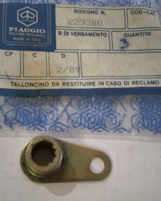 LEVETTA REGOLATORE GASVESPA PIAGGIO 223380