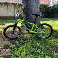 MTB RockRider Decathlon Mountain Bike bambino.