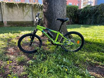 MTB RockRider Decathlon Mountain Bike bambino.