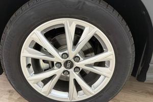 4 CERCHI IN LEGA & GOMME 18 ORIG.AUDI 7X18 5x112 E