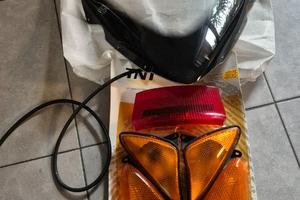 Kit fanaleria parabrezza TMAX 2001