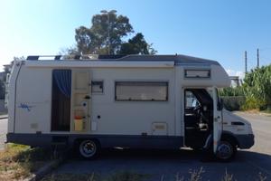 Camper Mobilvetta Icaro 6 su Iveco Daily 2.8JTD