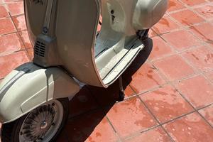 Vespa 50 special