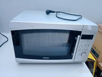 Microonde Haier modello grande