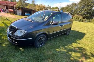 Lancia phedra 2.2 170 cv