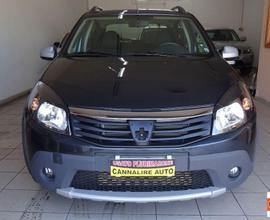 Dacia Sandero 1.5 DCI 70cv Laurýate