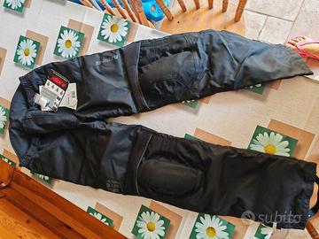 Pantaloni moto