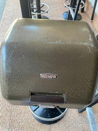 Macchina da scrivere Triumph