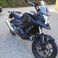Honda nc 750 x abs "full black"