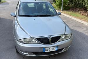 Lancia Y