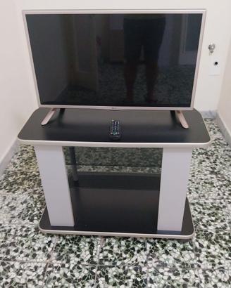 TV lg 32 pollici compreso  mobilio porta TV
