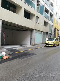 Rif.3254| box auto trieste