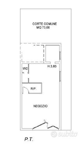 NEGOZIO RIDESTINABILE IN CIVILE ABITAZIONE