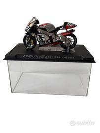 Regis Laconi Aprilia RS3 2002 MotoGP Scala 1:24
