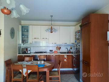 TRILOCALE con garage a Pescara Colli
