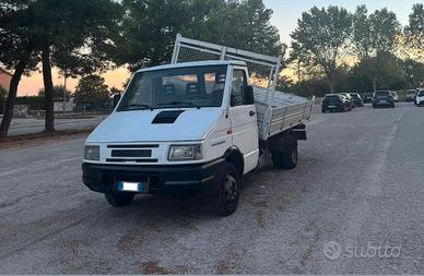 Iveco trilaterale ribaltabile 2.8D