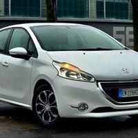 Peugeot 208 1.2 NEOPATENTATI NESSUN LAVORO DA FARE