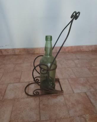 bottiglione con struttura basculante 