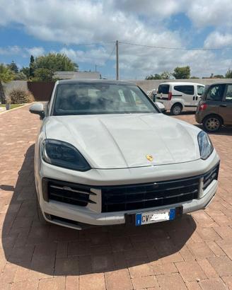 PORSCHE CAYENNE S E-HYBRID COUPE 2024, 519 cv