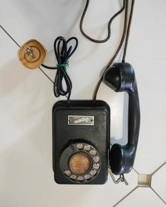 telefono vintage Ericsson in bachelite anni '30