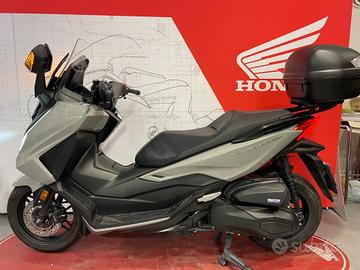 Honda Forza 350