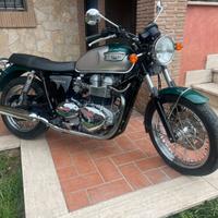 Triumph Bonneville t 100
