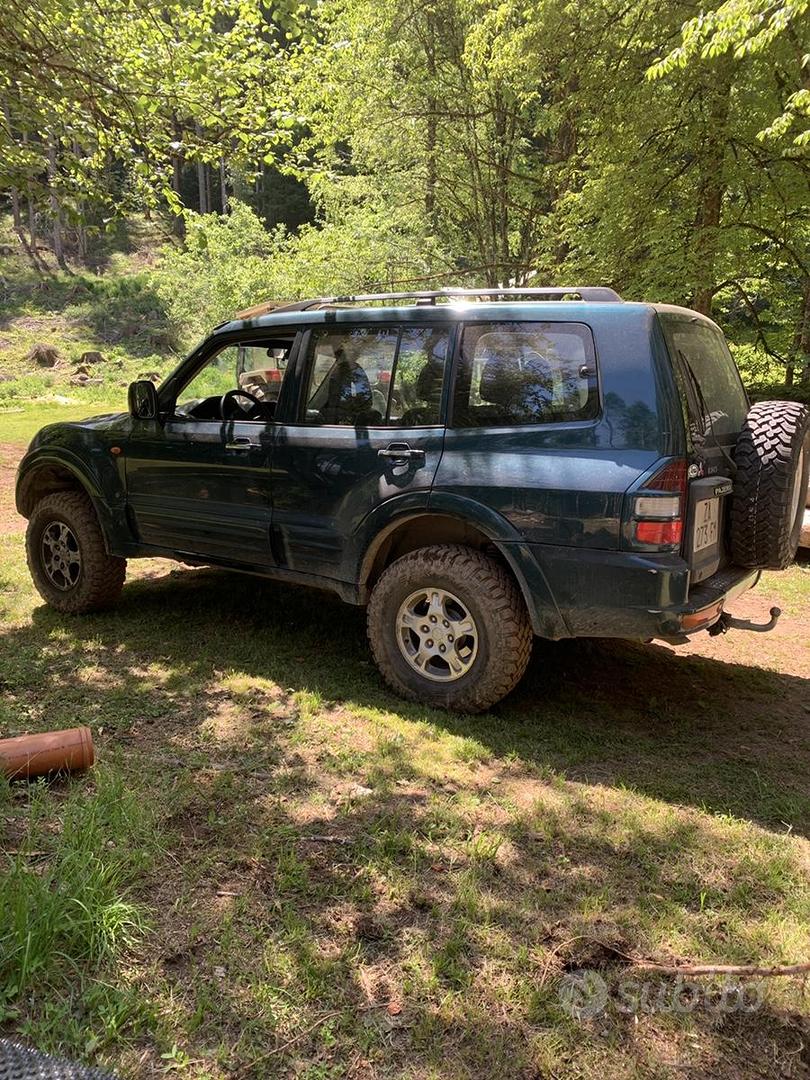 Mitsubishi Pajero 2001 photo 2