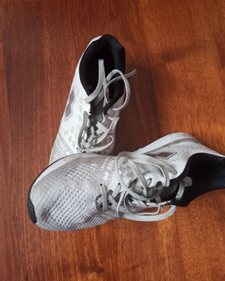 Scarpa donna sportiva