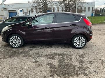 Ford fiesta GPL titanium 2009