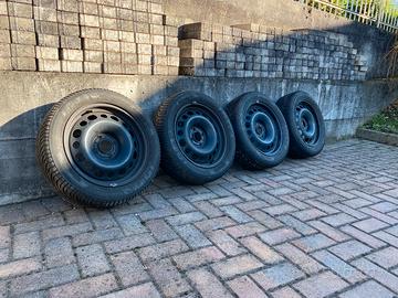 Cerchi e Gomme Invernali 195/55 R16