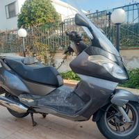 scooter aprilia atlantic 250