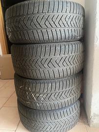 Pneumatici invernali  255/40 r19