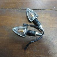 Frecce alogene per moto custom