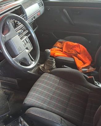 VOLKS GOLF